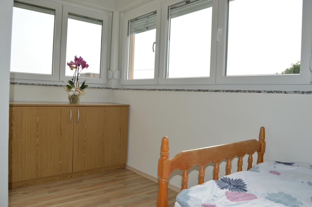 Međugorje パンシオン モダナ Bed & Breakfast エクステリア 写真