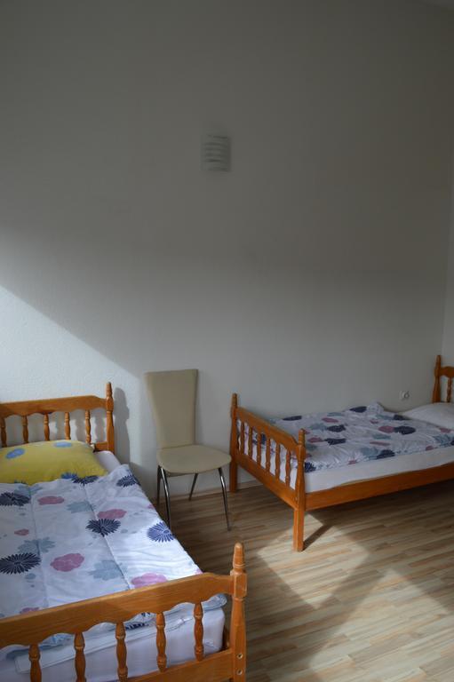 Međugorje パンシオン モダナ Bed & Breakfast エクステリア 写真