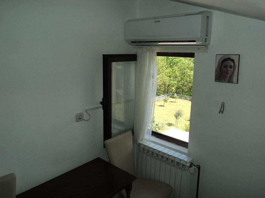 Međugorje パンシオン モダナ Bed & Breakfast 部屋 写真