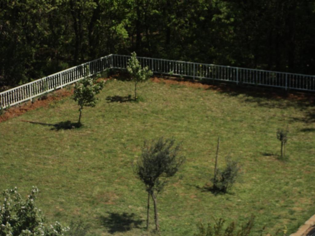 Međugorje パンシオン モダナ Bed & Breakfast エクステリア 写真